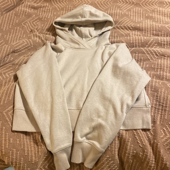 Lululemon loungeful cropped hoodie in Beige with sparkle. Size 6. - Picture 7 of 9